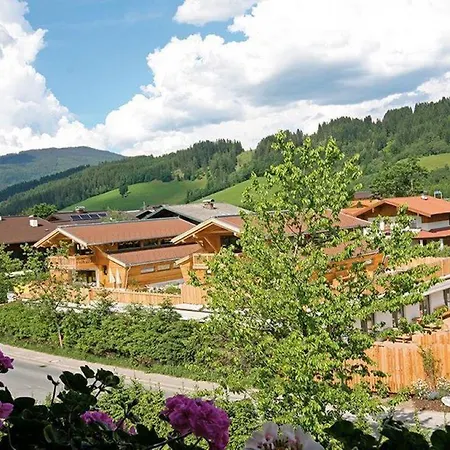 Alpin-chalet Будинок відпочинку *